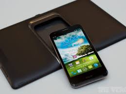 Asus PadFone 2 preview: forget the pad ...