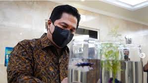 Dari pernikahan ini, mereka berdua dikaruniai empat orang anak, yakni mahatma arfala thohir, mahendra agakhan thohir. Erick Thohir Prohibits Pertamina From Having Shares In This Business World Today News