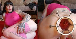 I Love Mondays Ft David Anderson: British Gay Crossdresser Porn