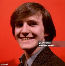 101 Wayne Fontana Photos & High Res Pictures