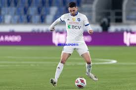 Mais le point (mérité) arraché contre un fc bâle qui sortait d'une impressionnante série de neuf victoires consécutives vaut bien plus que . Football Super League Fc Lausanne Sport Fc Bale Mediasports Photographie Sportive