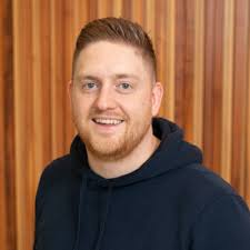 After almost 6 incredible years working in Community at WeWork, 3 of those… 