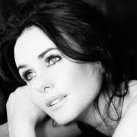 40+ "Elizabeth Louise" profiles