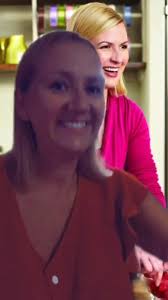 ok maybe I look a little bit like her. #annaolson #lookalike #BeautyTips  #fyp #madeincanada