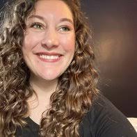 Tiffany Roth's Instagram, Twitter & Facebook