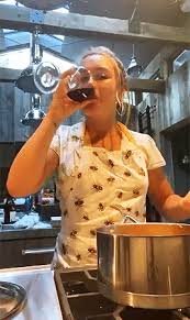 Florence pugh was nominated for her first ever academy award on monday,. Hey I M B Fpughdaily Florence Pugh Cooking On Her Instagram