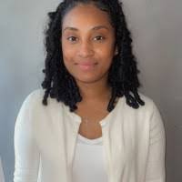 Kayla Mercer's Instagram, Twitter & Facebook