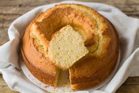 Sono spesso molto semplici adatti più per colazione che per pranzo, e non richiedono, in genere, che un po' di cura nella dolci ricette al cucchiaio: Giornata Nazionale Dei Dolci Da Credenza Il Calendario Del Cibo Italiano