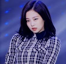 Kim Jennie Gaya Rambut Selebritas Rambut