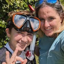 Tara Burt's Instagram, Twitter & Facebook