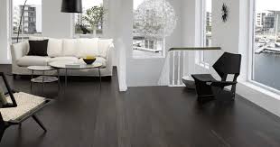 Warna Dinding Yang Cocok Untuk Keramik Coklat Rancangan Desain Rumah Minimalis