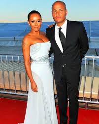 Photo After 10 Years Of Marriage Singer Mel B Splits With Husband Mel B Wedding Guest Dress Summer Celebrity Weddings