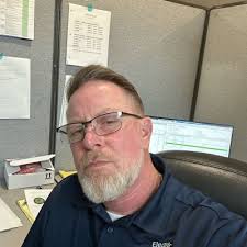 Happy 6 Year McLane Anniversary to Veronica Skuhrovec! Happy that I get…