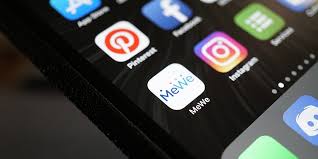 No ads, no targeting, and no bs. Apple Pulls Mewe Social Network App From App Store For Nsfw Content Tos Violation