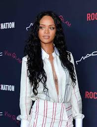 Estilo rihanna rihanna riri rihanna hairstyles wig hairstyles rihanna curly hair afro hair trendy hairstyles looks rihanna. Rihanna S Hair Evolution 60 Hairstyles We Know You Ll Love
