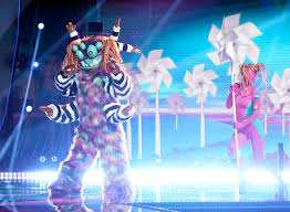 All 124 songs featured in the masked singer season 4 soundtrack, listed by episode with scene descriptions. The Masked Singer Season 4 Who Was Eliminated In Episode 6