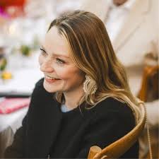 In vier jaar m'n Bachelor of Arts behaald! Gisteren heb ik hem in ontvangst  mogen nemen en is 'ie (eindelijk) officieel in the pocket! 🎉