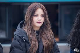 Clc Sorn Exposes How Foreign Members Don T Get Paid The Same As Korean Members Koreaboo Clc Me As A Girlfriend Kpop Girls