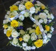 Flowers are a traditional way to show sympathy in times of sadness. Send Flowers Cape Town South Africa Via Interflora Florist Special Occasions In Wynberg