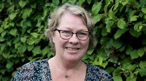 Måndag 5 oktober i Pyramiden: Du är för gammal