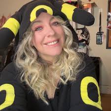 Audio book recs for friends to lovers, enemies to lovers