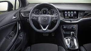 Das aktuelle modell entstammt noch einer kooperation des ex opel eigners gm und fiat aus dem jahr 2006. Premiere Der Opel Astra L 2021 Fahrt In Eine Neue Ara