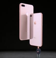 تقارير تؤكد خفض آبل لإنتاج هواتفها آيفون 8 و8 بلس نظرا لضعف الإقبال electronic products earbuds apple