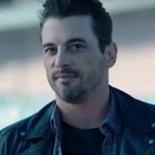 This link is to an external site that may or may not meet accessibility guidelines. Riverdale Befordert Skeet Ulrich In Den Hauptcast Jugheads Vater F P Jones Bleibt Der Comic Verfilmung Erhalten Tv Wunschliste