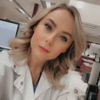 Kay Whitt's Instagram, Twitter & Facebook