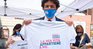 Al via sabato raccolta di firme per il referendum iniziativa promossa da aparo, coordinatore di +europa per il libero consorzio comunale di siracusa e tuccio, coordinatore del partito socialista italiano, due i banchetti Referendum Eutanasia Legale Gia Superate Le 100mila Firme Code Ai Banchetti Nonostante Ostruzionismo Dei Comuni E Nessuna Adesione Dei Partiti Principali Il Fatto Quotidiano