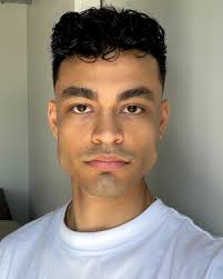 Emilio Saucedo's Instagram, Twitter & Facebook