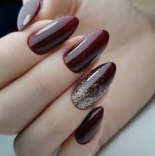 Thumbs up if you have short nails! Pin By Roswitha Bulow On Nail Designs Dark Nail Designs Trendy Nails Plum Nails