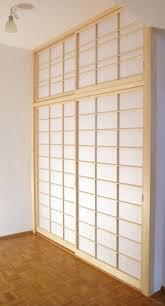 Laufrollen Schiebetur Shoji Bau In 2020 Einbauschrank Japanische Inneneinrichtung Raumtrenner
