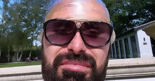 Rylan Clark fans say 'gorgeous' as he ditches trademark dark locks in  'summer' update