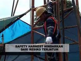 Check spelling or type a new query. Safety Video Bekerja Di Ketinggian Youtube