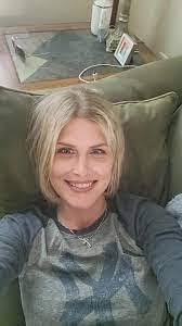 Amanda Zelonis's Instagram, Twitter & Facebook