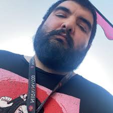 My boyfriend and I are searching for a city to fly into. We are interested  in cities that: Have businesses related to in-game money. Are known for  their nightlife and party scene.(Aka