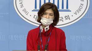 진병영 국민의힘 경남도당 대변인이 4일 논평을 통해 경남도와 경남의. êµ­ë¯¼ì˜íž˜ ç§‹ì‚¬ì˜ì— å°¹ì£½ì´ê¸° ì™„ìˆ˜ ë‹¹ì—°í•œ í‡´ìž¥ ì—°í•©ë‰´ìŠ¤