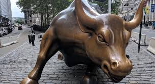 Looking for the best wall street bull wallpaper? From Guerilla Art To Icon Of New York The Wall Street Bull The Monumentous