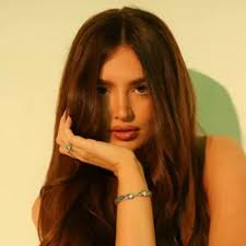 Eva Grace's Instagram, Twitter & Facebook