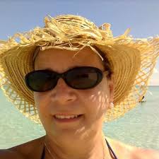 Rosana Suárez Ruiz (@Rosasr82)