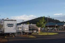 Set atop a hill, our property gives you picturesque views of the valley below and the magnificent night sky above—something no other grand canyon rv parks offer. Grand Canyon Railway Rv Park