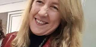 Salió a hacer compras para el bautismo de su nieto y desapareció: la  hallaron asesinada en un descampado