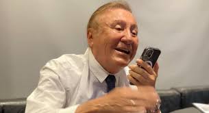 Rodolfo hernández suárez, fue alcalde de bucaramanga entre 2016 y 2019. Rodolfo Hernandez No Quiere Apoyo Ni De Uribe Ni De Petro Sino El De Todos Los Colombianos