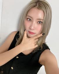 📸] 240816 KPOP KASTLE X CRAXY Today is a special day because we spent it  with special people and a special event in Miami❤️ @kpopkastle #CRAXY #크랙시  #WOOAH #HYEJIN