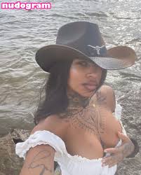 LexOnTheMoonn Nude Leaks OnlyFans Photo 4 - Nudogram v2.1