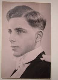 Dudley Smith's Instagram, Twitter & Facebook