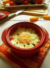 Oeufs Cocotte Fromage De Chevres Et Tomates Le Blog Cuisine De Samar Recette Recette Oeuf Recettes De Cuisine Cuisine