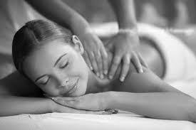 Isabel Mathis's Instagram, Twitter & Facebook