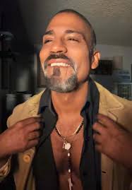 Cantantes Guapos De Puerto Rico